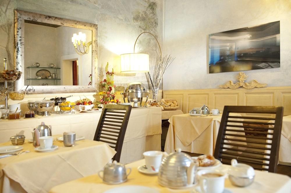 Hotel Palazzo Dal Borgo Florence Restaurant foto